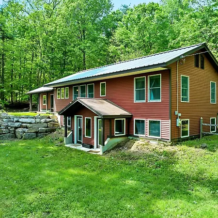 Saratoga Guest House